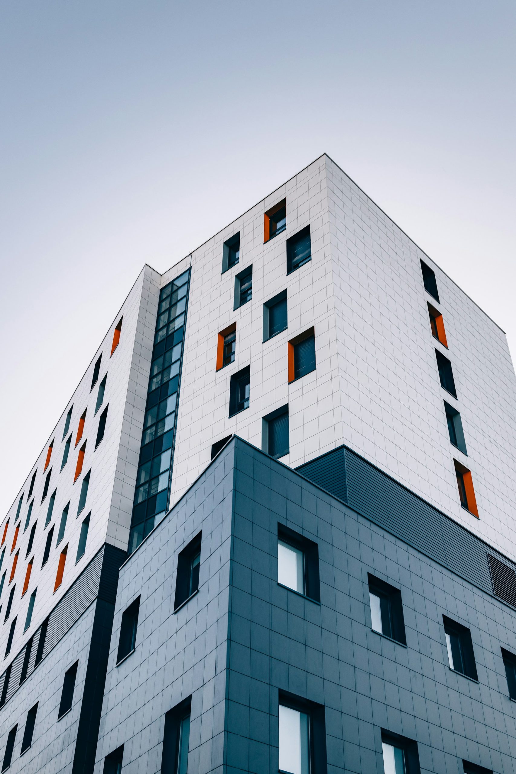 Immeuble aux façades colorées