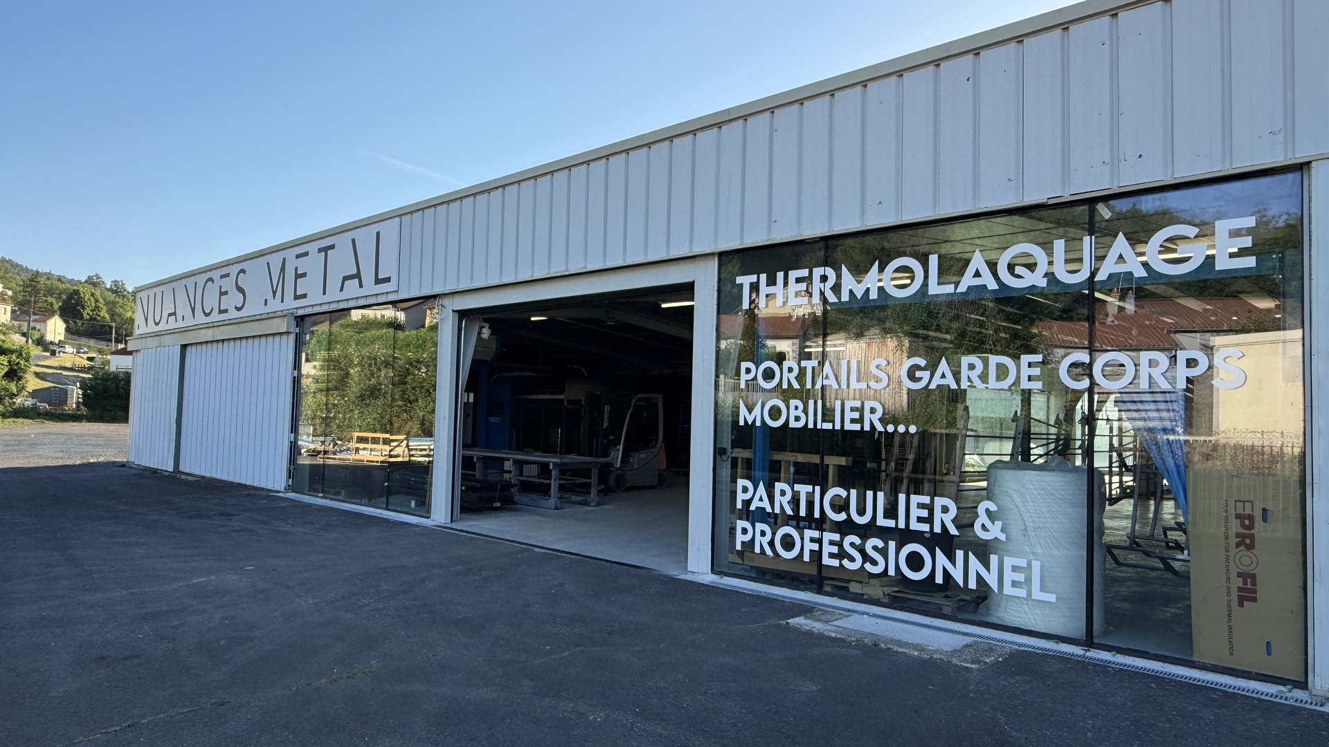 Façade extérieure de l'atelier